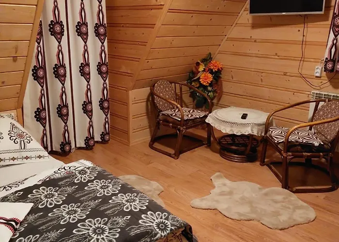 U Bobakow ホームステイ ムジャシフレ